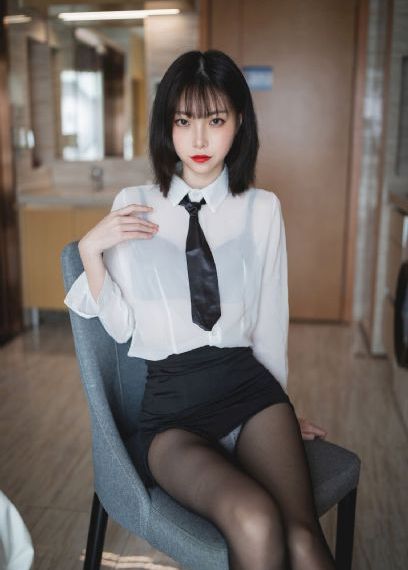 国产偷拍青青青草手机视偷拍频观看_在线播放高清